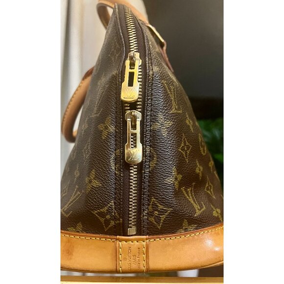 Louis Vuitton Monogram Alma PM Brown Canvas Leather Handbag - Picture 4 of 15